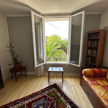 Villa la Désirée - haut de villa,62m2 , 3 pièces , 6 lits, 8 persons max,120m2 Jardin avec parking Antibes Exterior foto