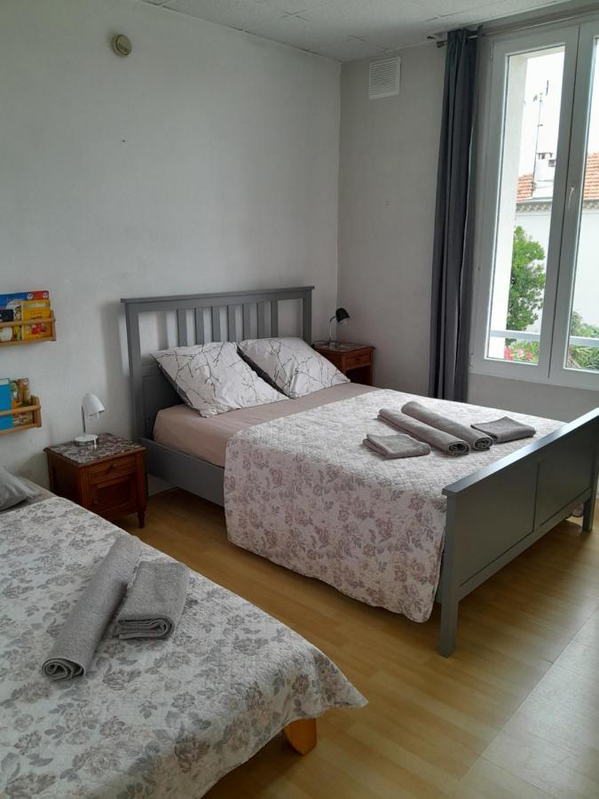 Villa la Désirée - haut de villa,62m2 , 3 pièces , 6 lits, 8 persons max,120m2 Jardin avec parking Antibes Exterior foto